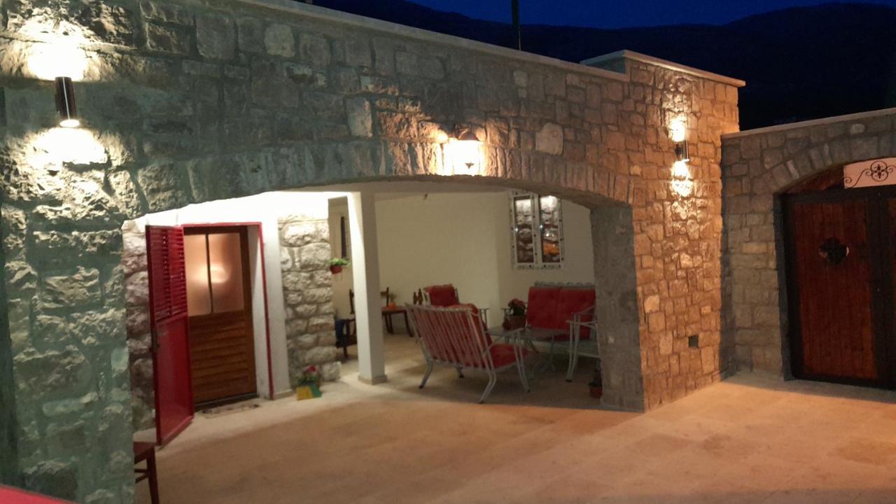 Villa Stone House In Buljarica Petrovac na moru Exterior foto