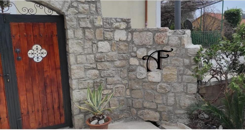 Villa Stone House In Buljarica Petrovac na moru Exterior foto