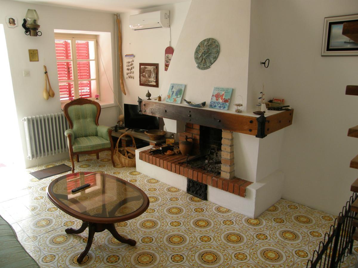 Villa Stone House In Buljarica Petrovac na moru Exterior foto